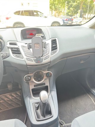 Ford Fiesta 2010 itv refien pasads