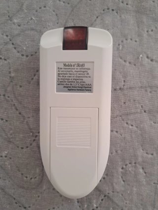 Ventilador de techo blanco moderno