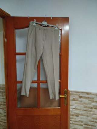 Pantalones beige