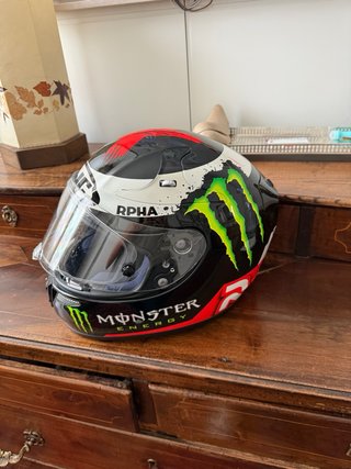 Casco HJC RPHA 10 Jorge Lorenzo firmado – Sparteon