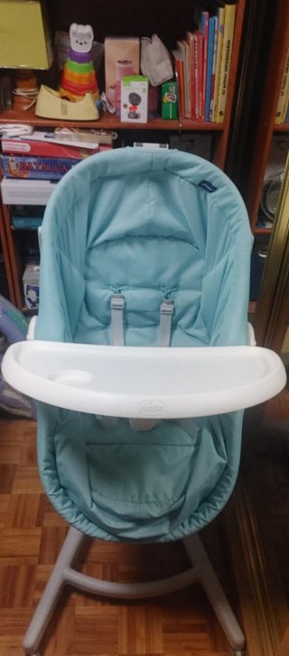 Trona multiposición bebé Chicco color azul