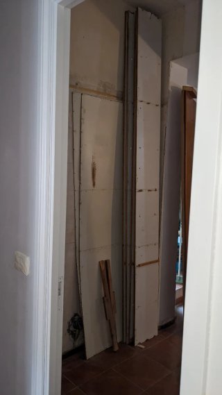 Puerta madera y cristal