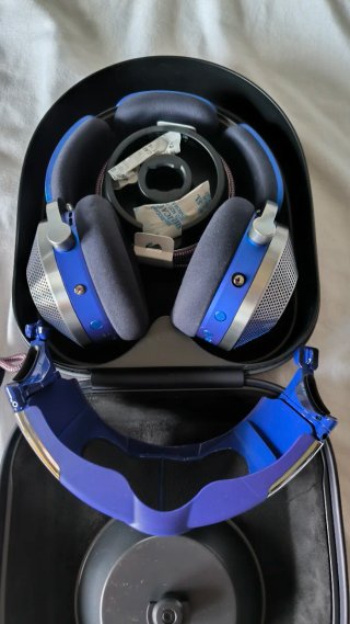 Auriculares Dyson Zone cancelación ruido nuevos