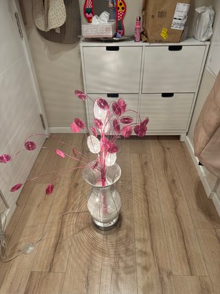 Lámpara de pie decorativa floral