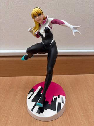 Figura Kotobukiya Spider Gwen