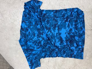Camiseta Nike Camuflaje Azul Talla M