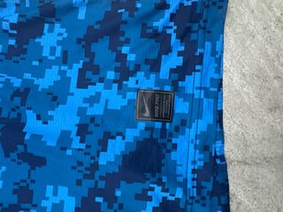 Camiseta Nike Camuflaje Azul Talla M