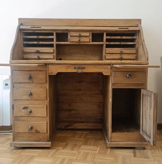 Escritorio antiguo madera mexicana