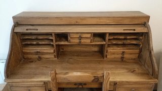 Escritorio antiguo madera mexicana