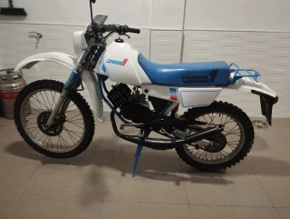 Suzuki Puch Condor 3  con documentación histórica