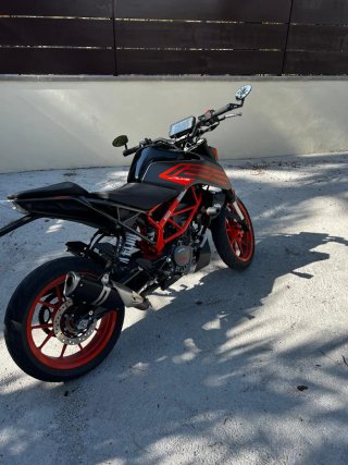 KTM Duke 125 Negra/Naranja