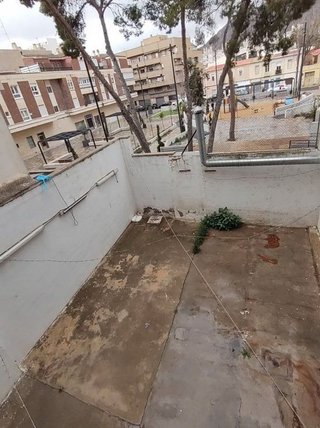 Local comercial en venta en Elda