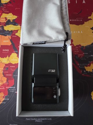 Flash Godox iT32 per fotocamere