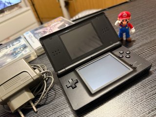 Nintendo DSi Nera + Pokémon Perla + Race Driver G