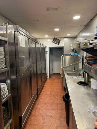 Local comercial en alquiler en Sant Adrià de Besos