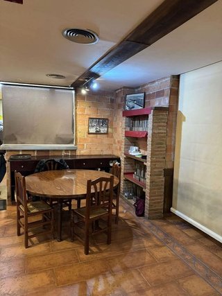 Local comercial en alquiler en Sant Adrià de Besos