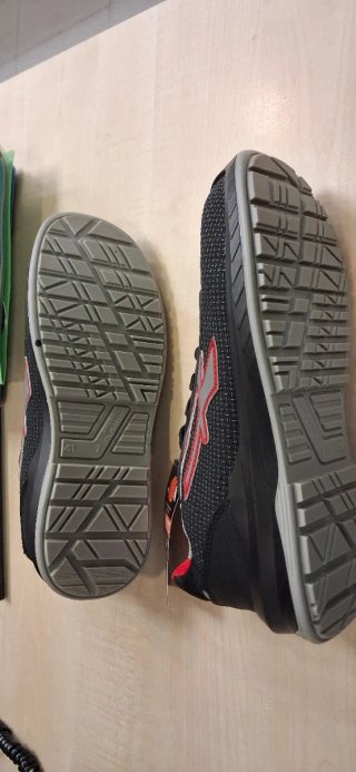 Zapatos de seguridad U-Power negros