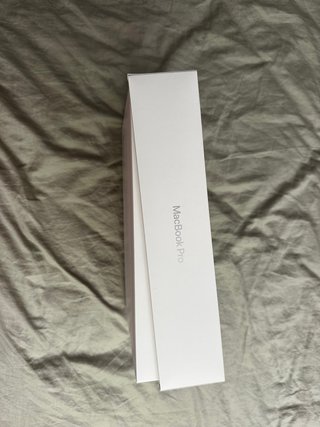 MacBook Pro 14 Apple