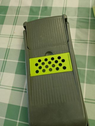 Mandolino con accessori manuale