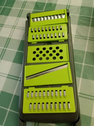 Mandolino con accessori manuale
