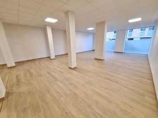 Local comercial en alquiler en El Poble Sec en Igualada