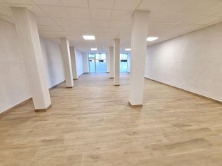Local comercial en alquiler en El Poble Sec en Igualada