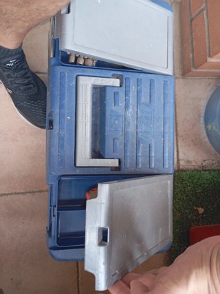 Caja de herramientas TAYG azul y gris