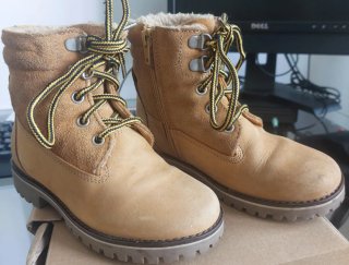 Botas de montaña niño nuevas TALLA 12 USA, 19,5 eu