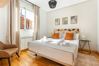 Piso en alquiler en Valdeacederas en Madrid