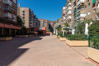 Local comercial en venta en Marroquina en Madrid