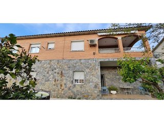Casa en venta en Roca del Vallès, la