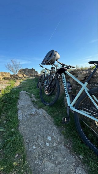 Bicicletta Specialized + casco Specialized
