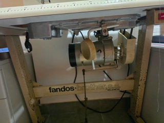 Máquina de coser industrial Brother