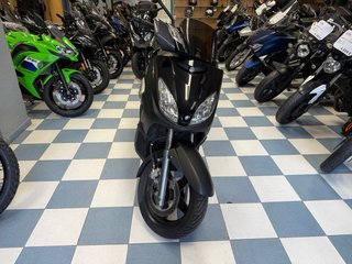 YAMAHA  XMAX 125 BLACK