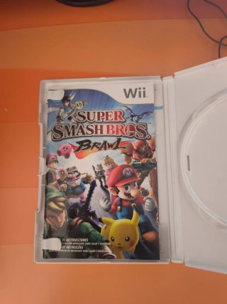 Consola Nintendo Wii Azul + Juego Super Smash Bros