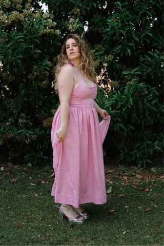 Vestido amarillo y rosa de fiesta