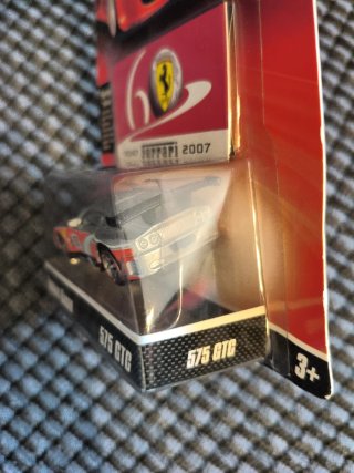 Hot Wheels Ferrari 575 GTC FERRARI RACERS 1:64
