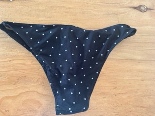 Bikini Zara Negro Lunares Blancos sin Tirantes
