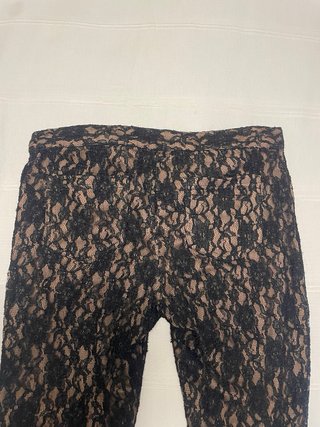 Pantalón encaje negro y beige ajustado