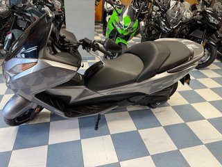 HONDA FORZA 300 ABS