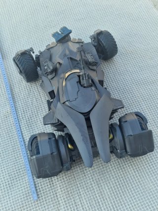 Batmobile Justice League 1/10