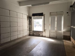Local comercial en alquiler en Carballo