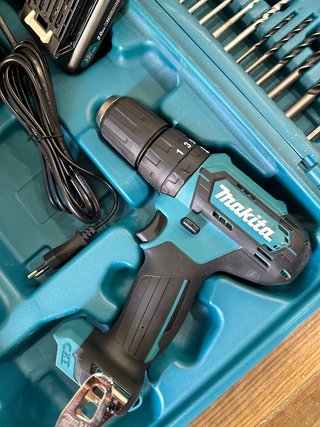Makita HP333DSAX1 Taladro atornillador inalámbrico 12