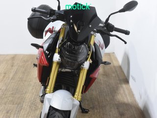 BMW F 900 R (2 MALETAS)