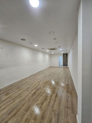 Local comercial en alquiler en Esparreguera