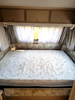 **Caravana Dethleffs RF5 Finca / Terreno /camping
