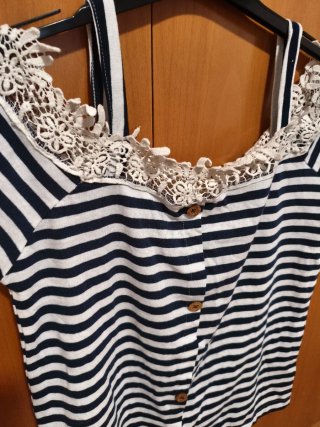 Camiseta marinera con encaje