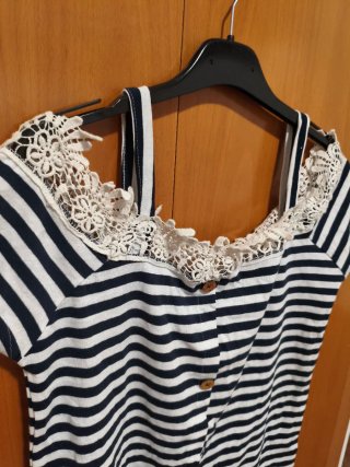 Camiseta marinera con encaje