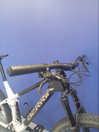Berria MAKO DC (CARBONO)