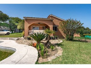 Casa rural en venta en El Padrón - El Velerín - Voladilla en Estepona